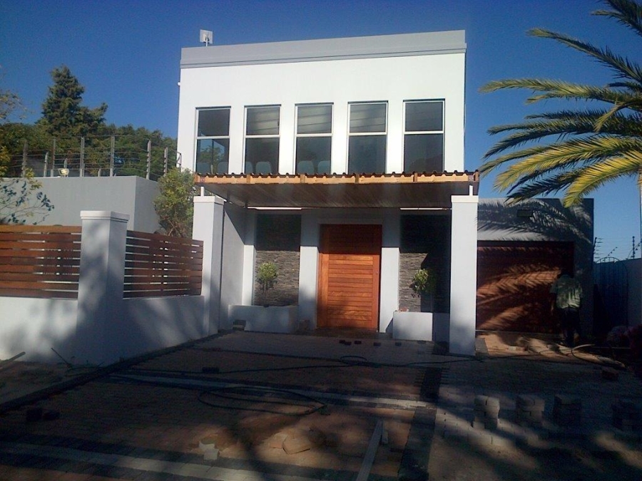 To Let commercial Property for Rent in Claremont Western Cape